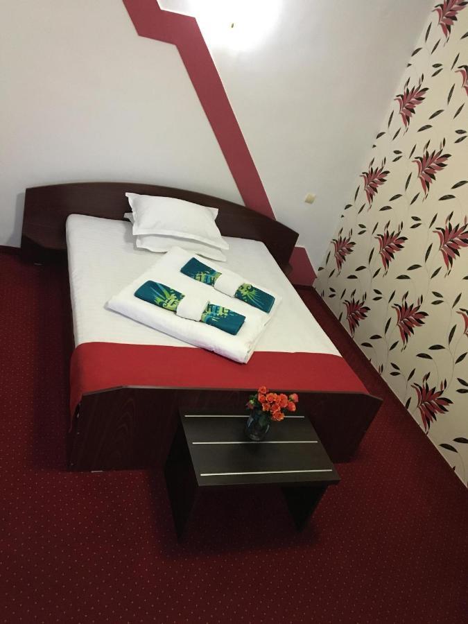 Pension La Viorel Isaila Sibiu Exterior photo